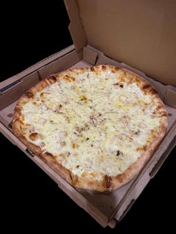 Chicken Alfredo Pizza